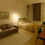 Questa Casa Non E'un