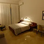 Questa Casa Non E'un Palermo