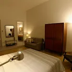 Questa Casa Non E'un Palermo