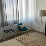 Questa Casa Non E'un