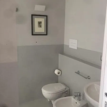 Oda ve Kahvaltı Questa Casa Non E'un Palermo