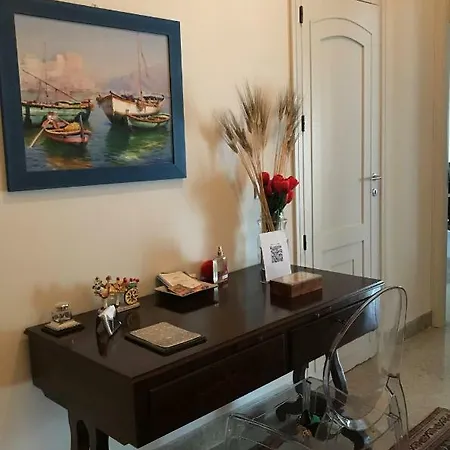 Oda ve Kahvaltı Questa Casa Non E'un Palermo