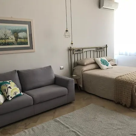 Questa Casa Non E'un Oda ve Kahvaltı Palermo