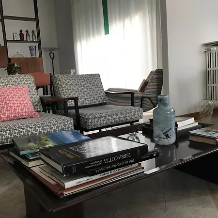 Panzió Questa Casa Non E'un Palermo