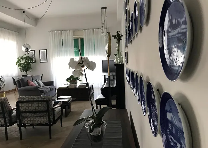Questa Casa Non E'un 4*