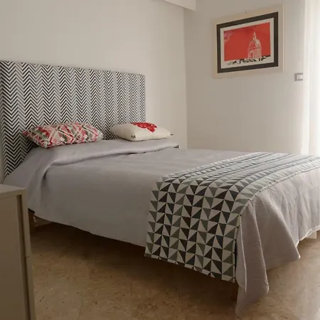 Questa Casa Non E'un 4*