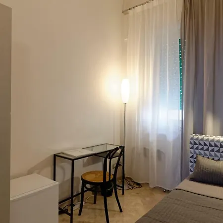 Questa Casa Non E'un 4* Palermo