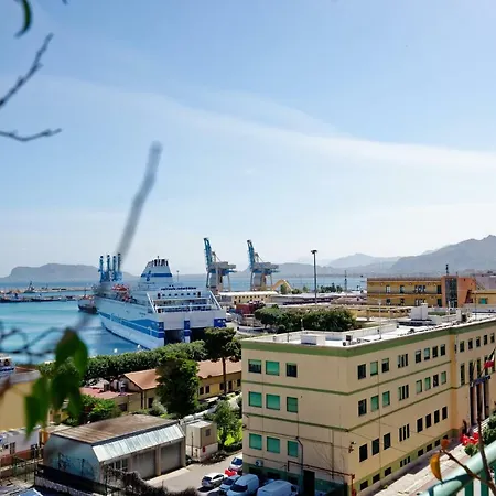 Panzió Questa Casa Non E'un 4*