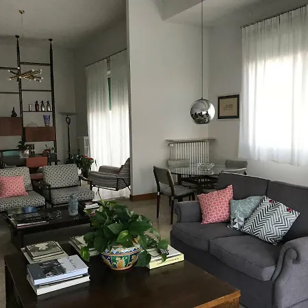 Panzió Questa Casa Non E'un 4*