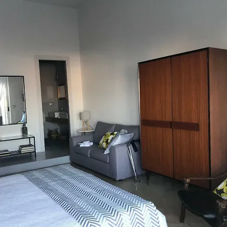 Questa Casa Non E'un 4* 巴勒莫