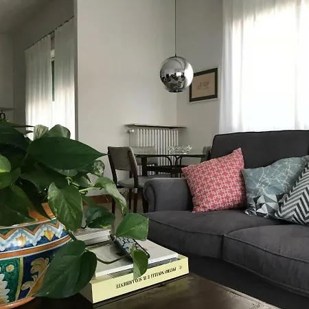 Questa Casa Non E'un Παλέρμο