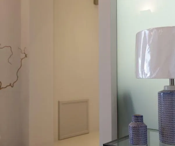 Questa Casa Non E'un