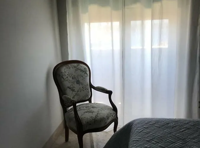 Questa Casa Non E'un 4*