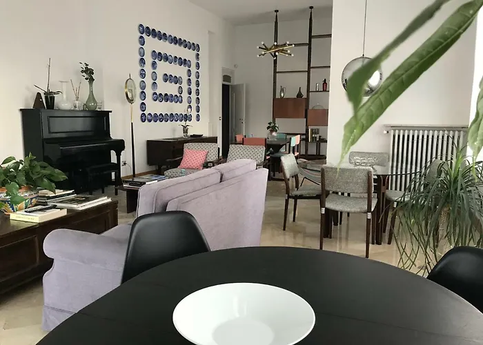 Questa Casa Non E'un 4* Palermo
