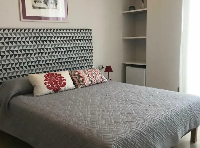 Bed & Breakfast Questa Casa Non E'un Palermo
