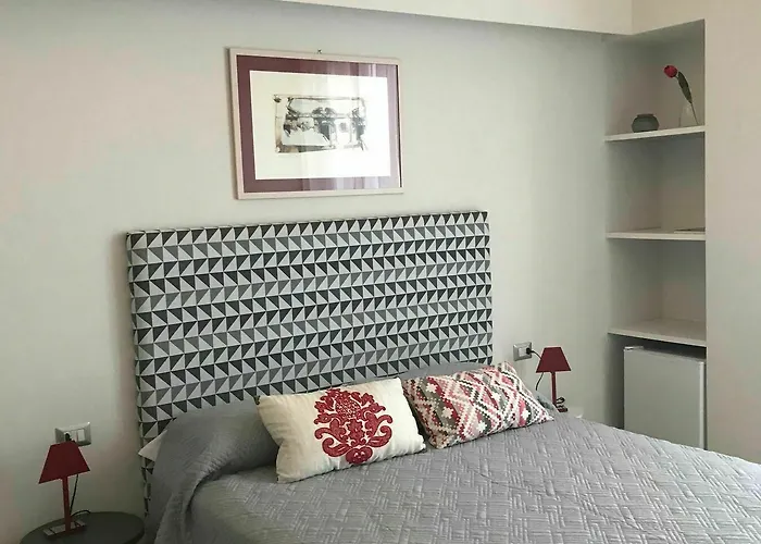 Questa Casa Non E'un 4*